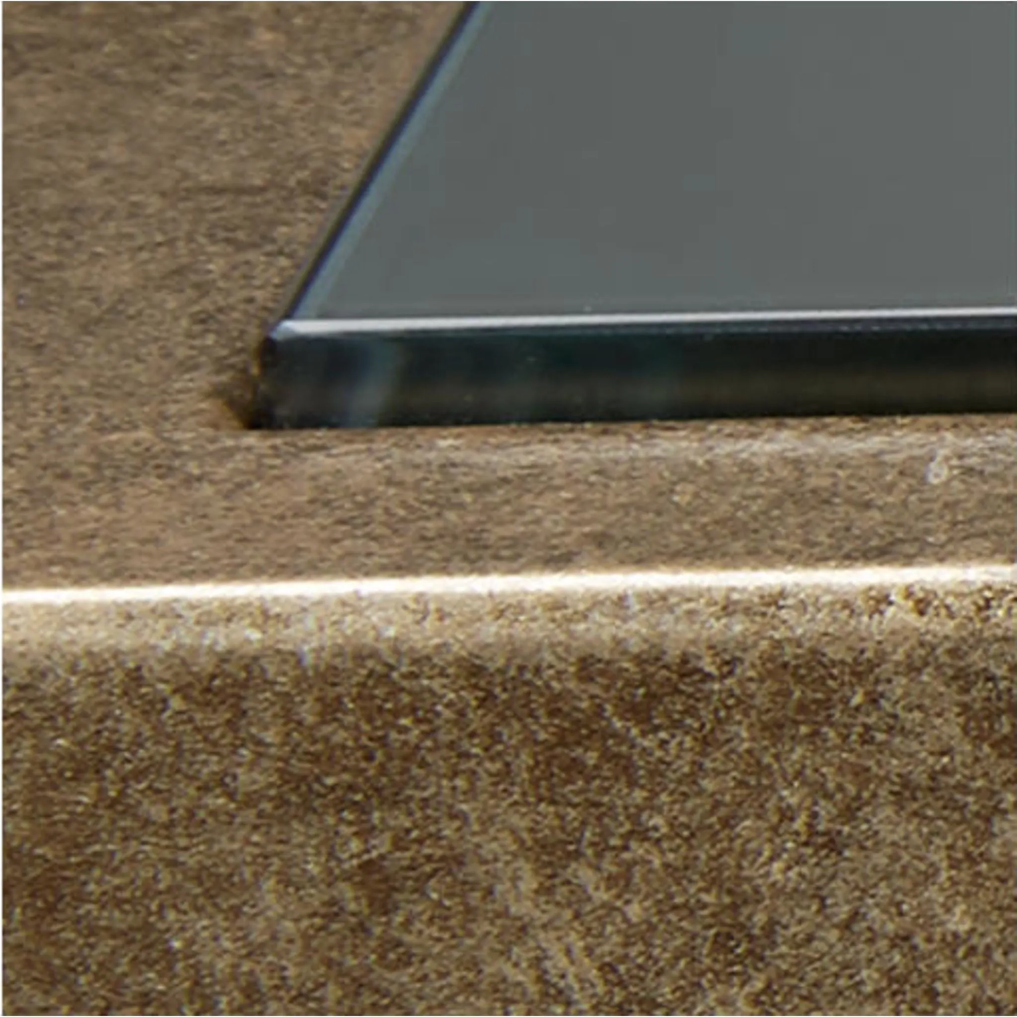 Cloverty End Table