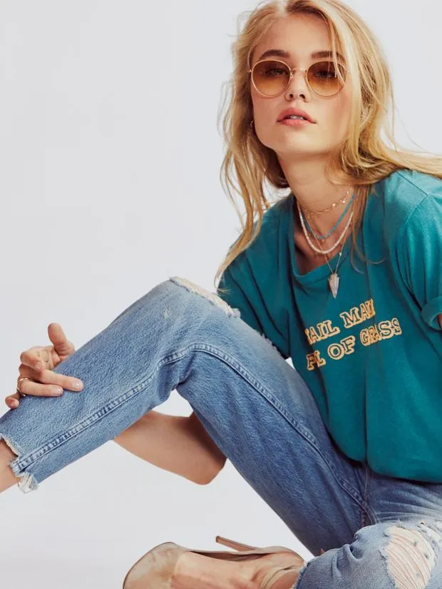 MOTHER - Cardinal Sinner Ankle Skinny Jeans in Saving Grace
