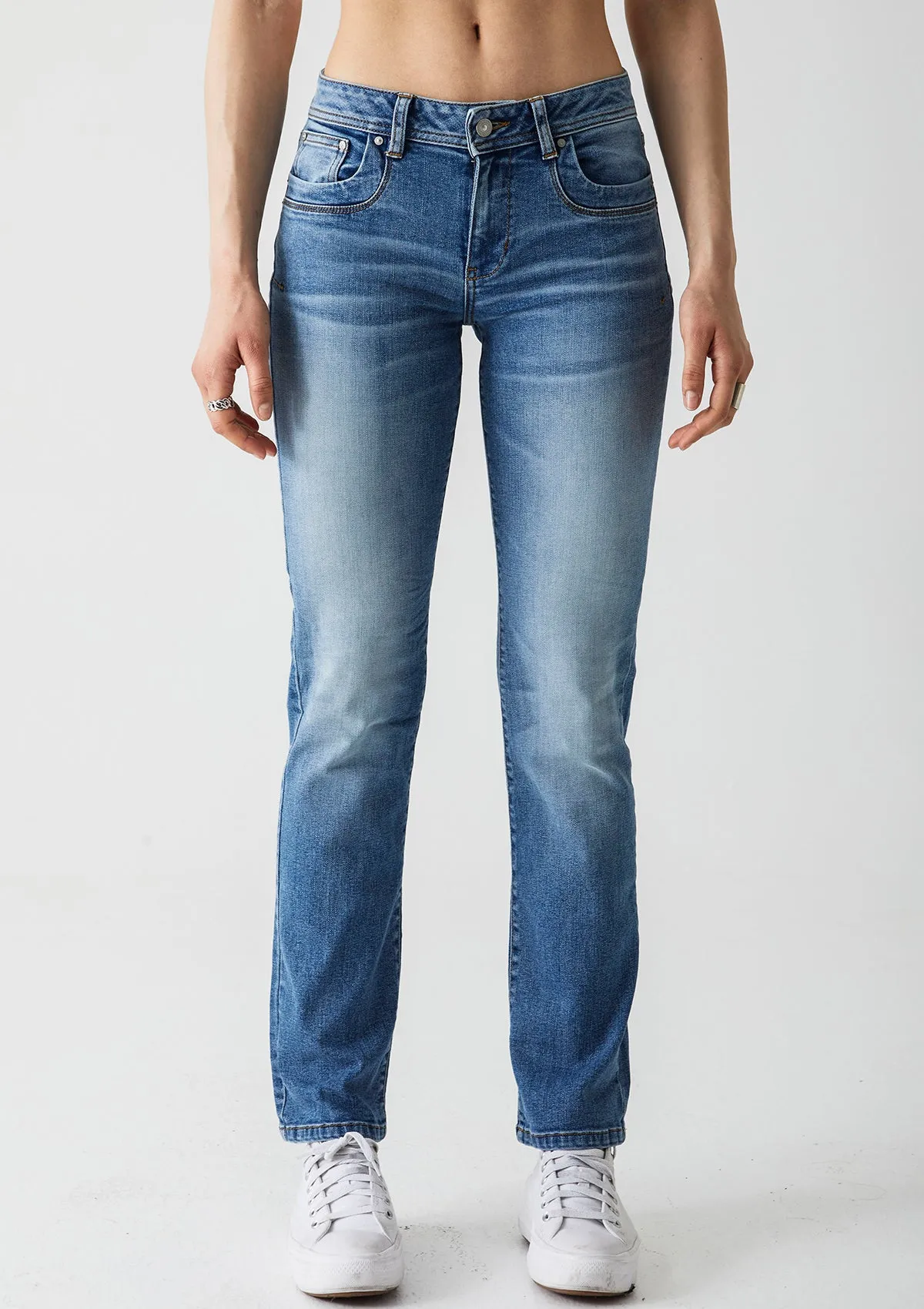 Vilma Angellis Mid Rise Straight Jean