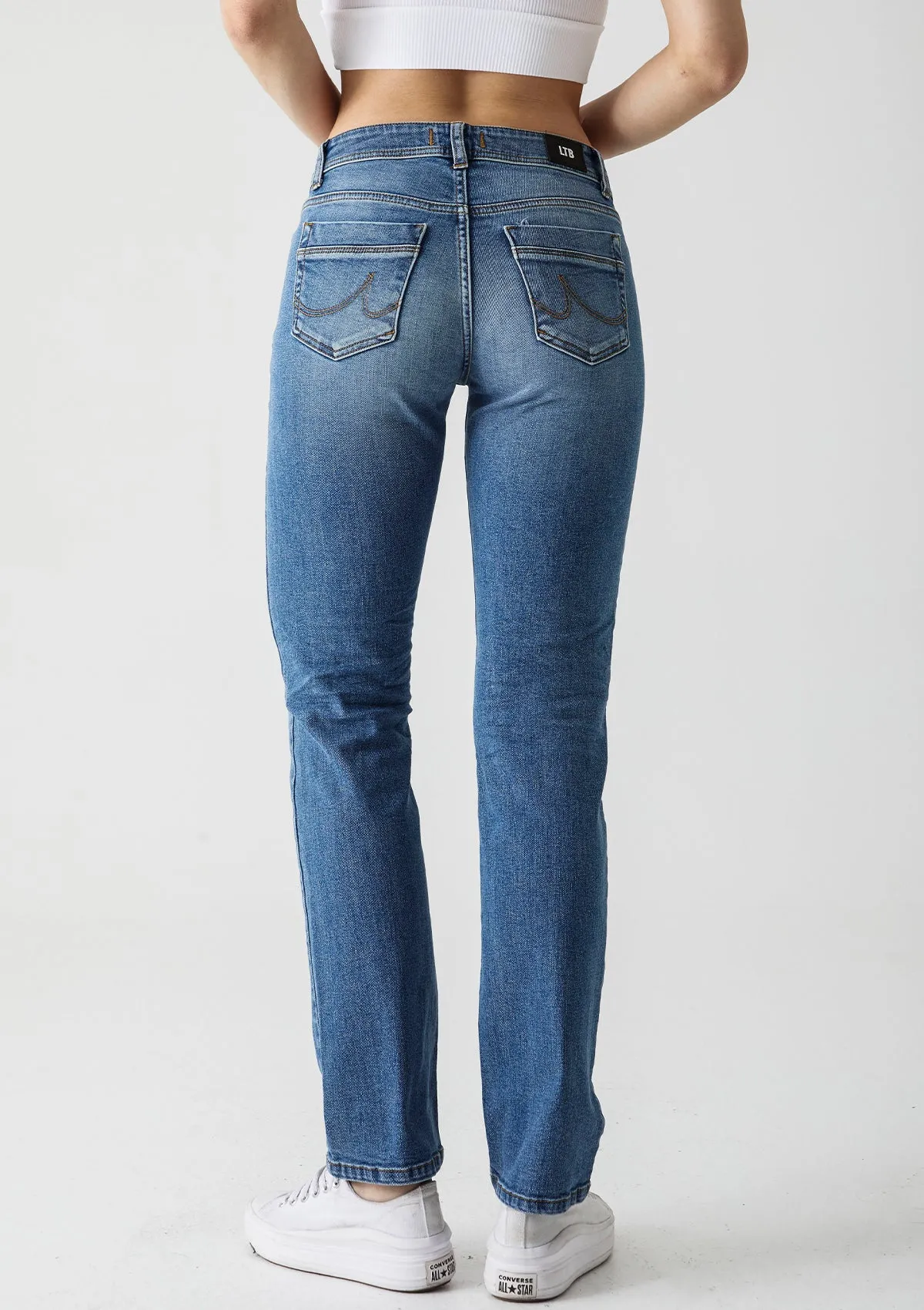 Vilma Angellis Mid Rise Straight Jean